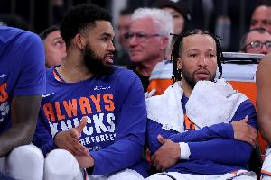 什么原因？周琦：尼克斯前两场打得好的地方 第三场开始不见了