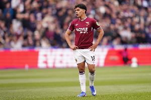 斯基拉：热刺正致力于签下M费，希望在竞争中击败曼联